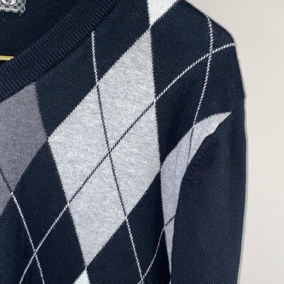 Men's V-Neck Argyle Sweater - Black, Gray, and White - Picture 10 of 16